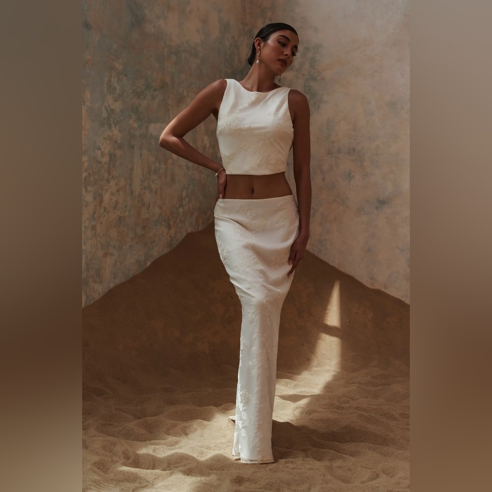 Meshki White Velvet Skirt